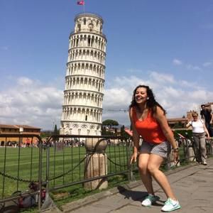 Meet your Posher, Isabel